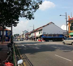 Seragoon Road in Little India