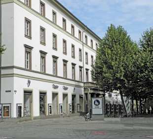 Alte Häuser mit renomierten Läden