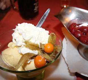 Dessert "Eis und heiß"