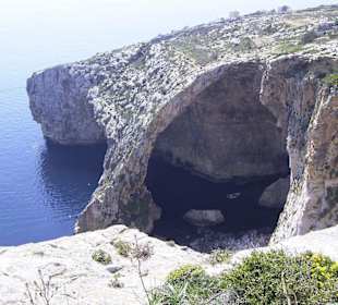 Blick auf die blaue Grotte