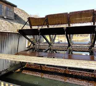 Das Schaufelrad der Mühle