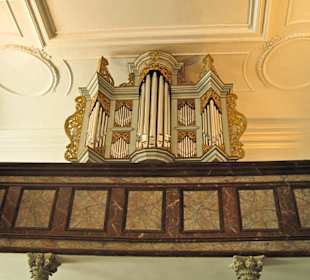 Замок Ойтин.