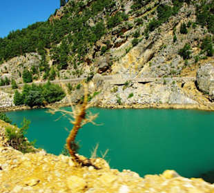 Abfahrt vom Staudamm