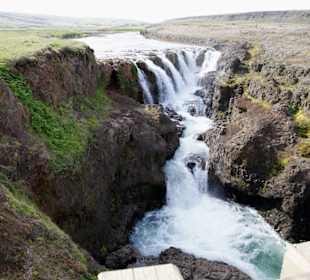 Geheimtipp - Kolugljúfur Kolufossar Kolas Wasserfälle