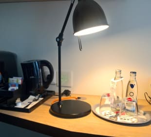 Tassimo Automat, Wasserkocker sowie Gratis Getränke