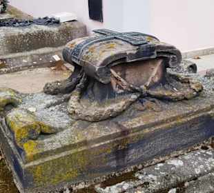 Grab mit Aufsatz super