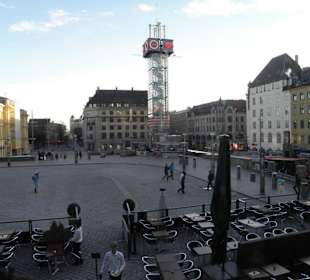 Площадь перед вокзалом