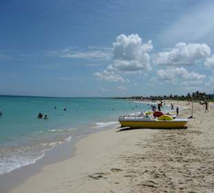 Playas del Este per Shuttle Bus erreichbar