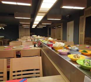 Blick in den Gastraum des Sakura Sushi 3