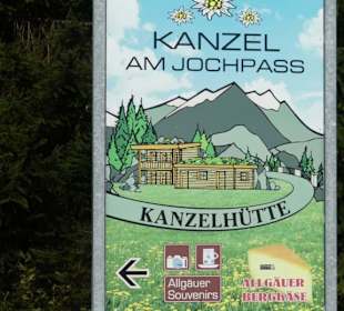 Willkommensschild zur Hütte