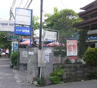 Gasse zum Warung Nasi