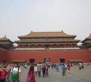 Eingang zur Verbotenen Stadt: Wu Men, Mittagstor