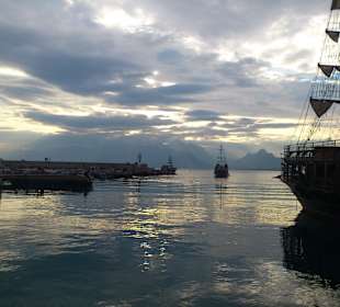 Kleiner Hafen von Antalya
