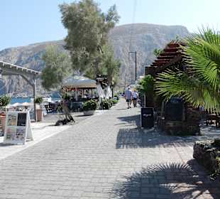 Strandpromenade in Kamari