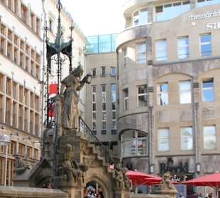 Heinzelmännchenbrunnen