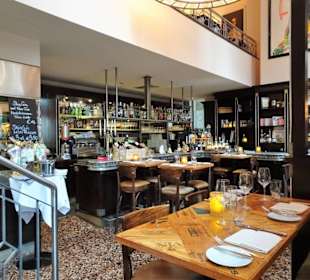 Die Gasträume des Restaurant Topaz