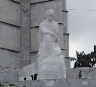 Am Platz der Revolution