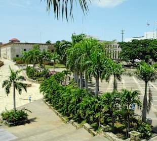 Links beginnt die Calle las Damas