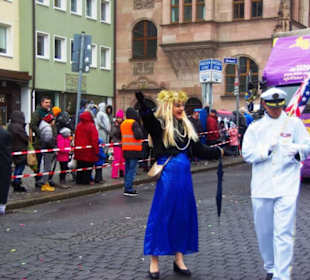 Mit Trump und Ehefrau