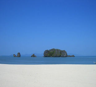 Einsamer Strand Tanjung Rhu