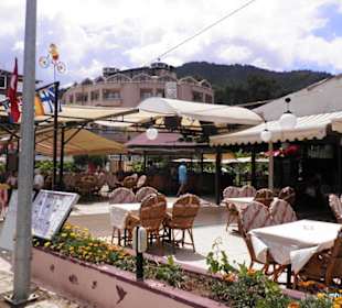 Blick in die Infinity Bar & Birol Restaurant