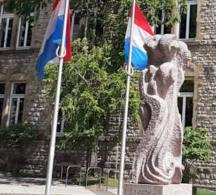 Kadish Mahnmal in Luxemburg Stadt