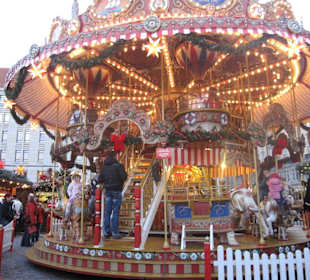 Nostalgisches Kinderkarussel