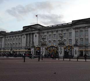 Buckingham Palace von außen