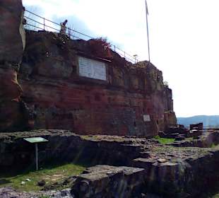 Burgruine Hohenburg in Homburg