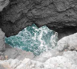 Los Hervideros Lanzarote Impression