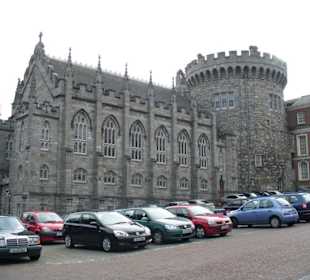 Haupteingang zum Castle