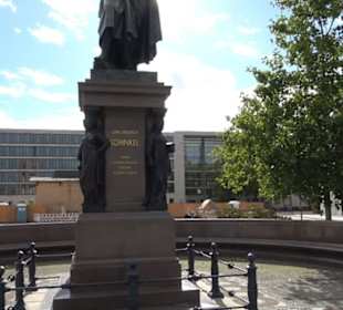 Schinkelplatz