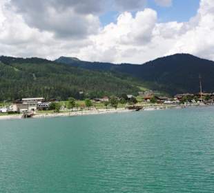 Blick auf den Badestrand Achenkirch