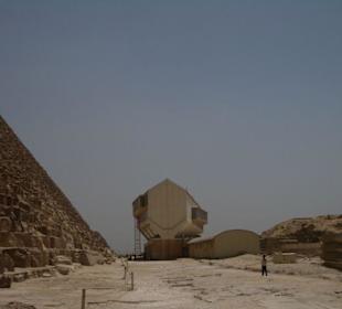 Cheops Museum von außen