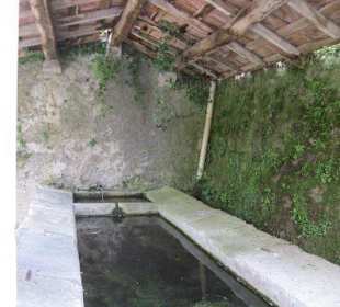 Benabbio, hier wird noch Wäsche gewaschen