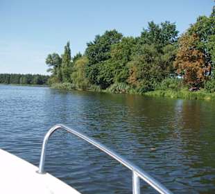 unterwegs auf der Havel mit dem Motorboot