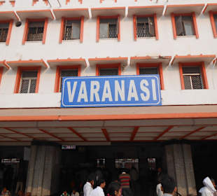 Stationsschild,Varanasi JN