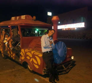 TUFF TUFF und sein Pilot.