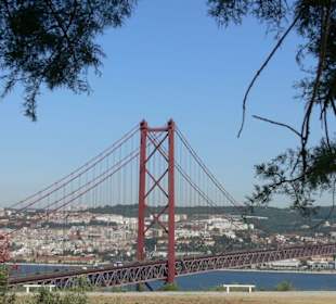 Ponte 25 de Abril