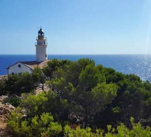 Latarnia morska w Cala Ratjada