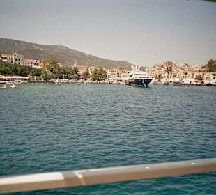 Hafen von Skiathos