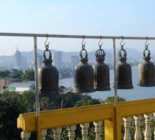 Wat Khao Takiab‎