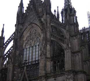 Wimperg des Nordportalfensters