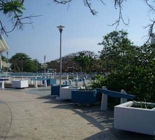 Centro Comercial Hicacos