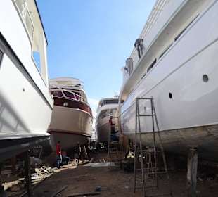 In der Werft unterwegs