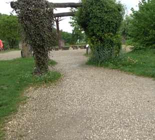 HöhlenHaus
