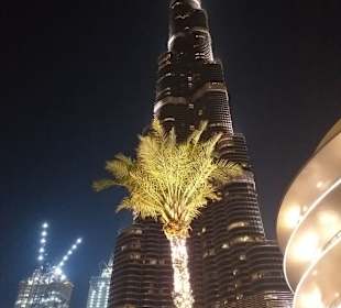 Ansicht Burj Khalifa abends