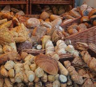 Eindrücke vom Wochenmarkt am Goldbekufer