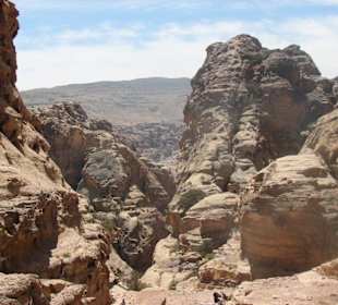 Rocks of jabal ad-dayr