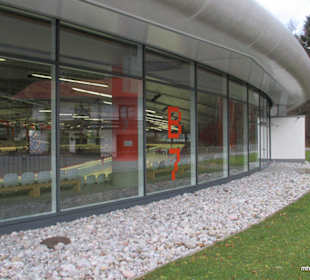 Blick in die Eisschnelllaufhalle